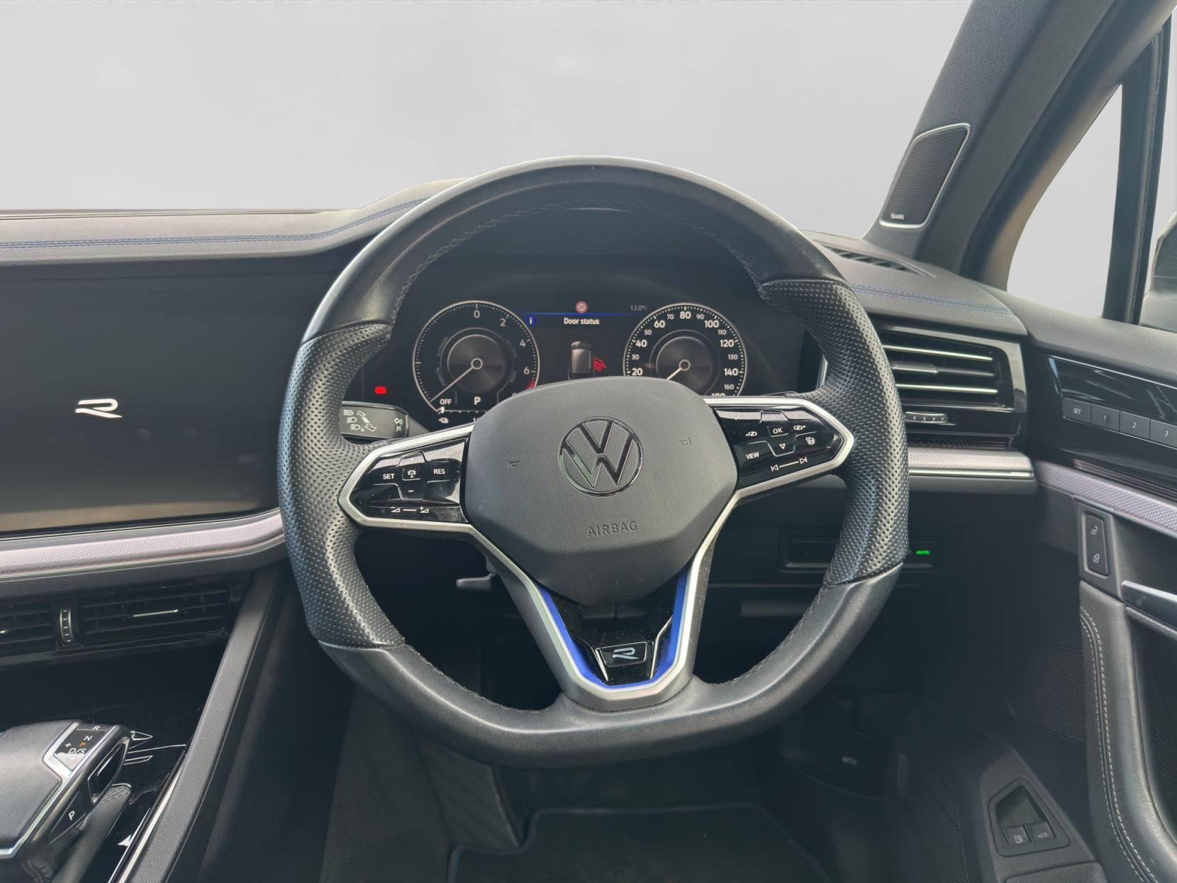 Volkswagen Touareg 3.0 TSI V6 14.3kWh R SUV 5dr Petrol Plug-in Hybrid Tiptronic 4Motion Euro 6 (s/s) (462 ps)