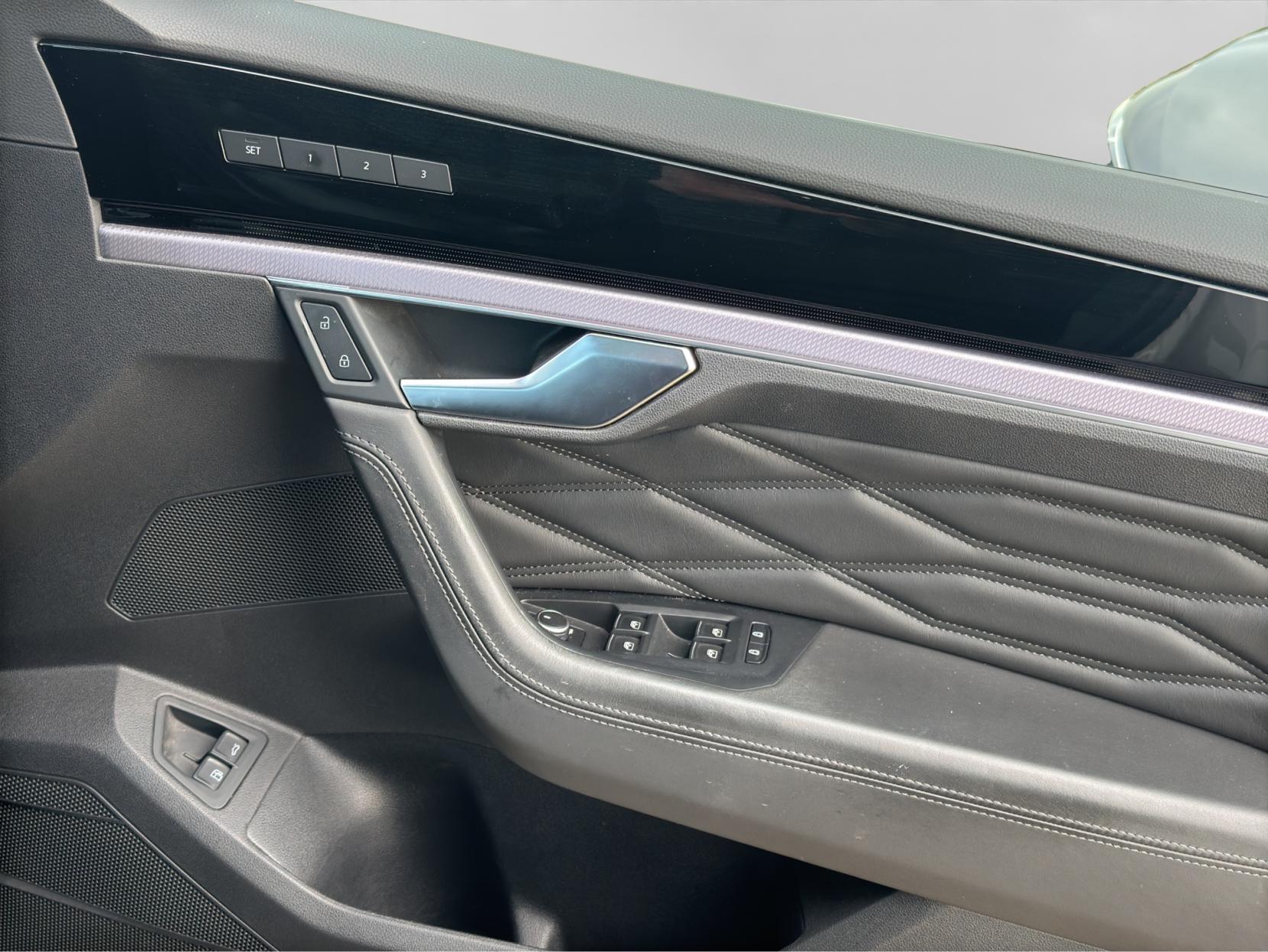 Volkswagen Touareg 3.0 TSI V6 14.3kWh R SUV 5dr Petrol Plug-in Hybrid Tiptronic 4Motion Euro 6 (s/s) (462 ps)