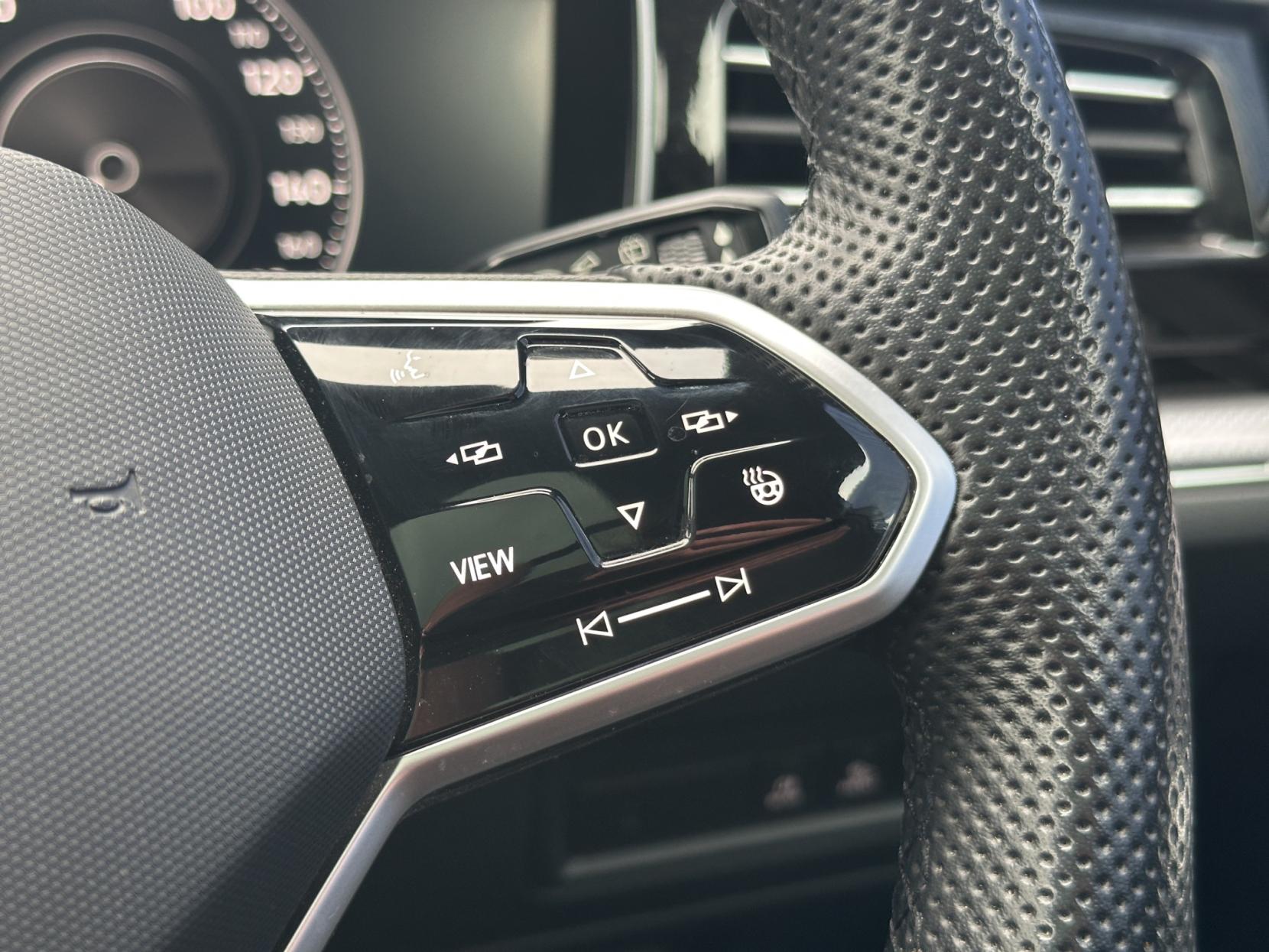 Volkswagen Touareg 3.0 TSI V6 14.3kWh R SUV 5dr Petrol Plug-in Hybrid Tiptronic 4Motion Euro 6 (s/s) (462 ps)