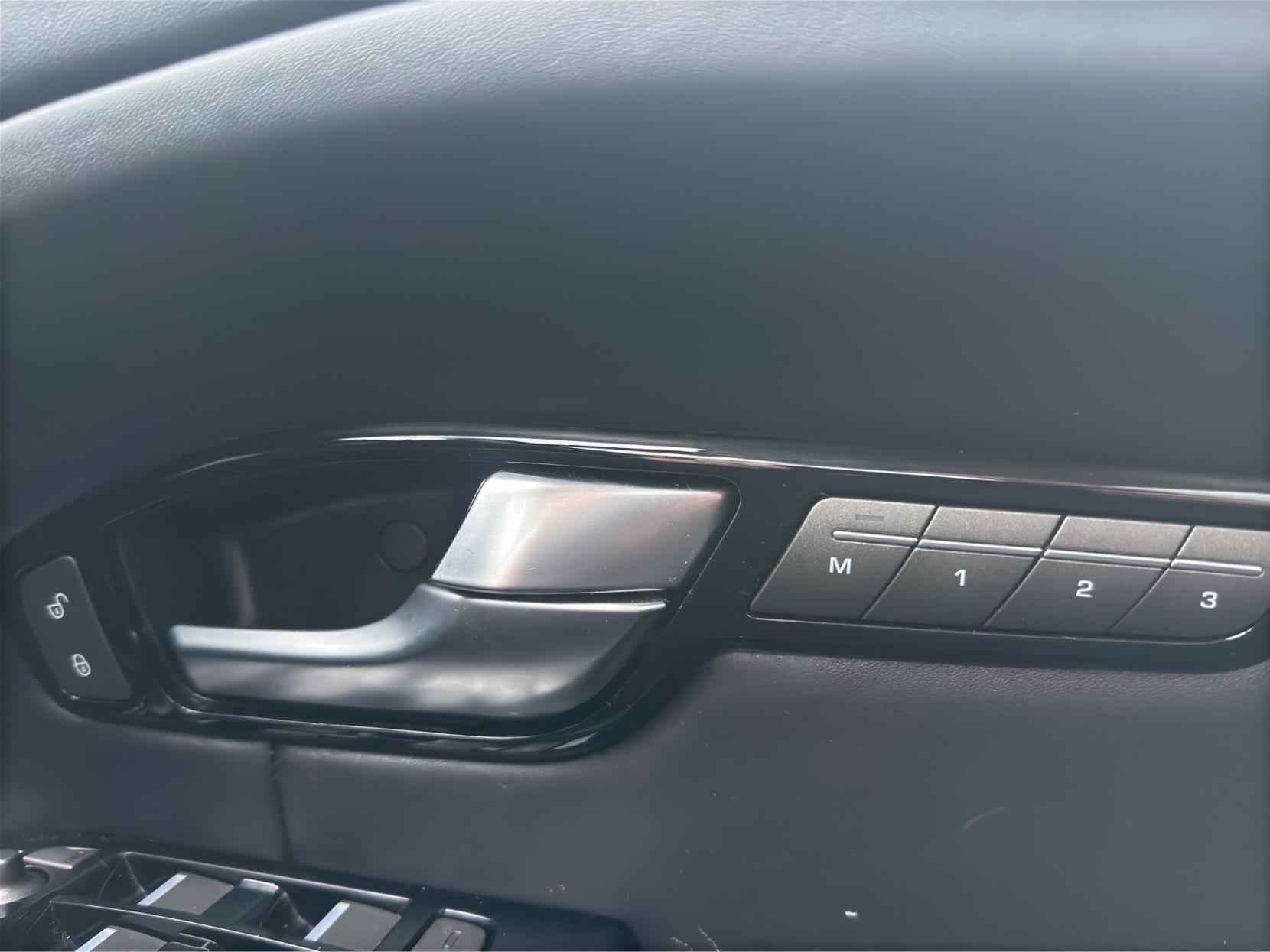 Land Rover Range Rover Evoque 2.0 SD4 Autobiography SUV 5dr Diesel Auto 4WD Euro 6 (s/s) (240 ps)