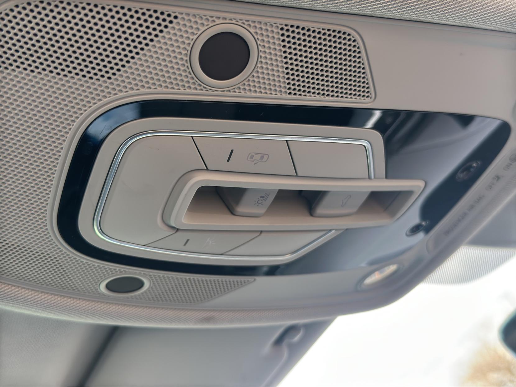 Audi A4 Avant 2.0 TDI ultra Sport Estate 5dr Diesel Manual Euro 6 (s/s) (190 ps)