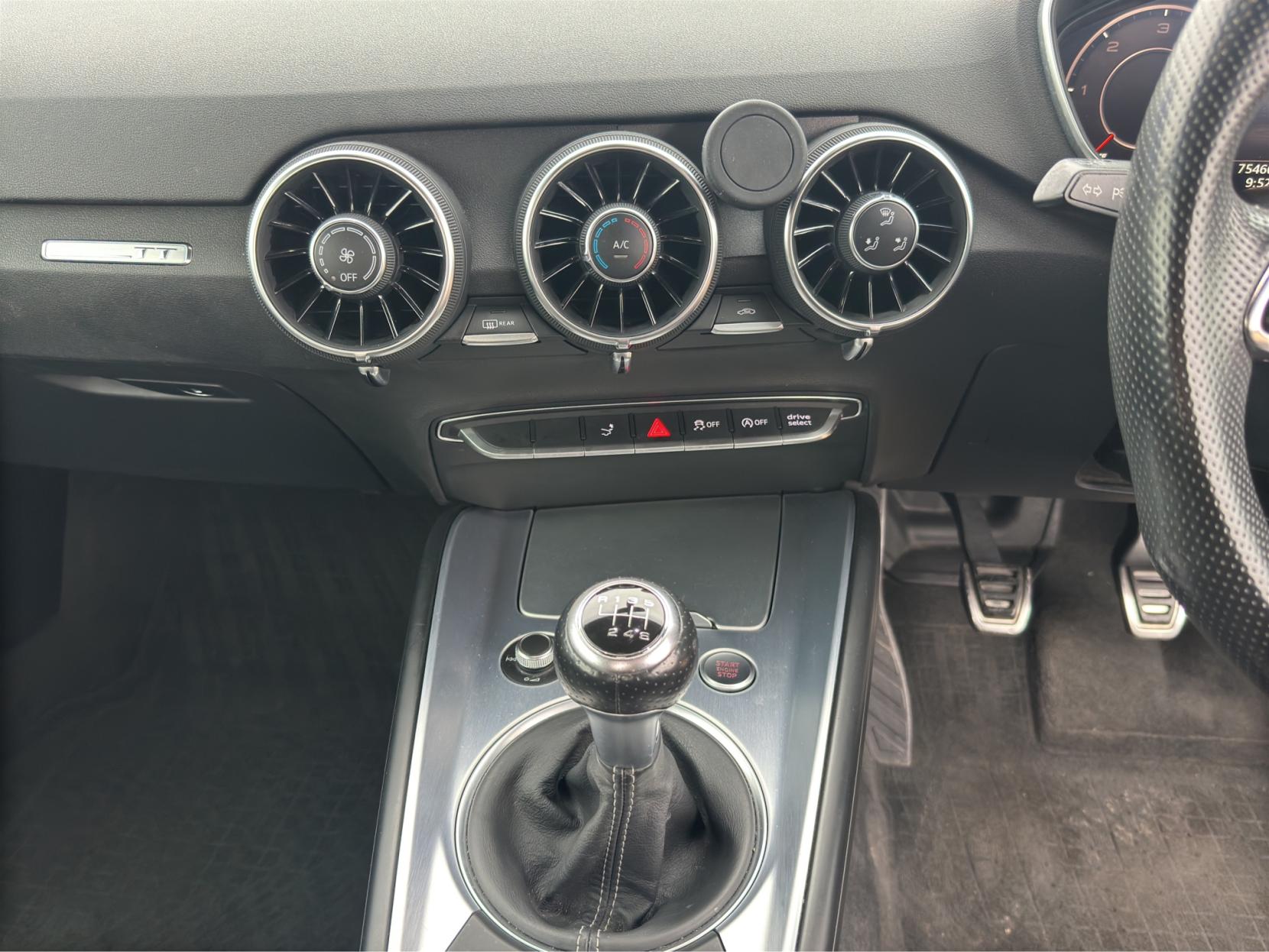 Audi TT 2.0 TDI ultra S line Coupe 3dr Diesel Manual Euro 6 (s/s) (184 ps)