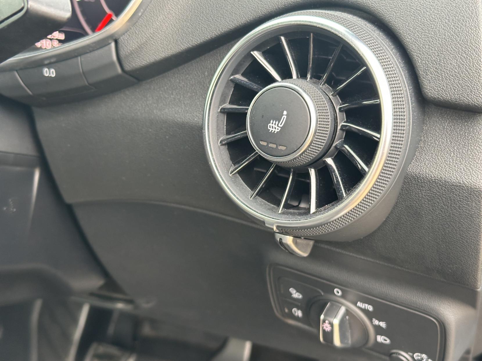 Audi TT 2.0 TDI ultra S line Coupe 3dr Diesel Manual Euro 6 (s/s) (184 ps)