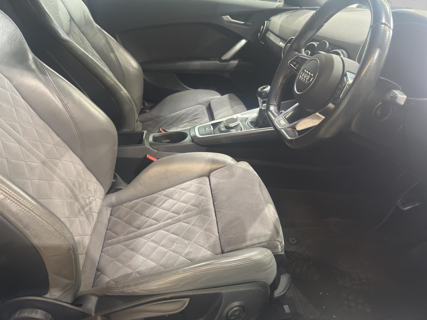 Audi TT 2.0 TDI ultra S line Coupe 3dr Diesel Manual Euro 6 (s/s) (184 ps)