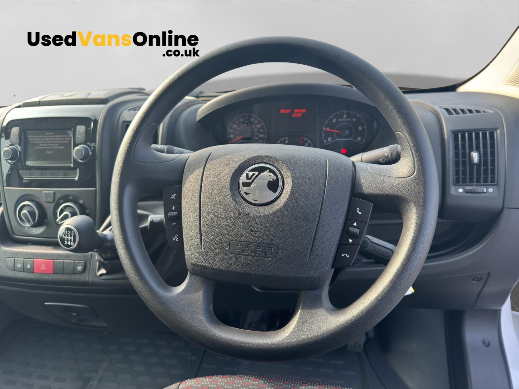 Vauxhall Movano 2.2 CDTi 3500 BiTurbo Dynamic Panel Van 5dr Diesel Manual FWD L2 H2 Euro 6 (s/s) (140 ps)