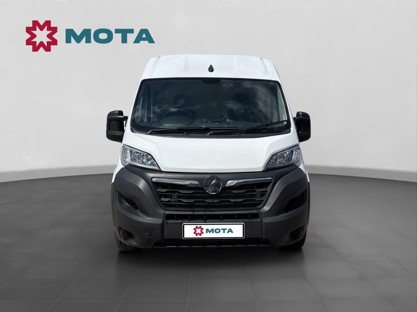 Vauxhall Movano 2.2 CDTi 3500 BiTurbo Dynamic Panel Van 5dr Diesel Manual FWD L2 H2 Euro 6 (s/s) (140 ps)