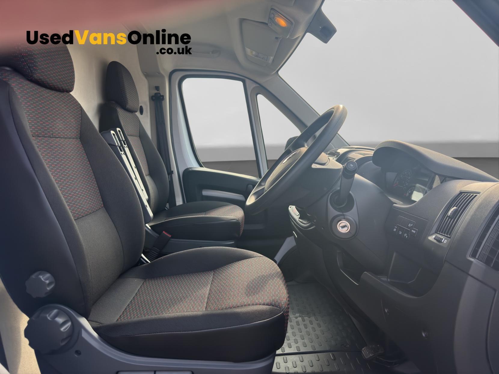 Vauxhall Movano 2.2 CDTi 3500 BiTurbo Dynamic Panel Van 5dr Diesel Manual FWD L2 H2 Euro 6 (s/s) (140 ps)