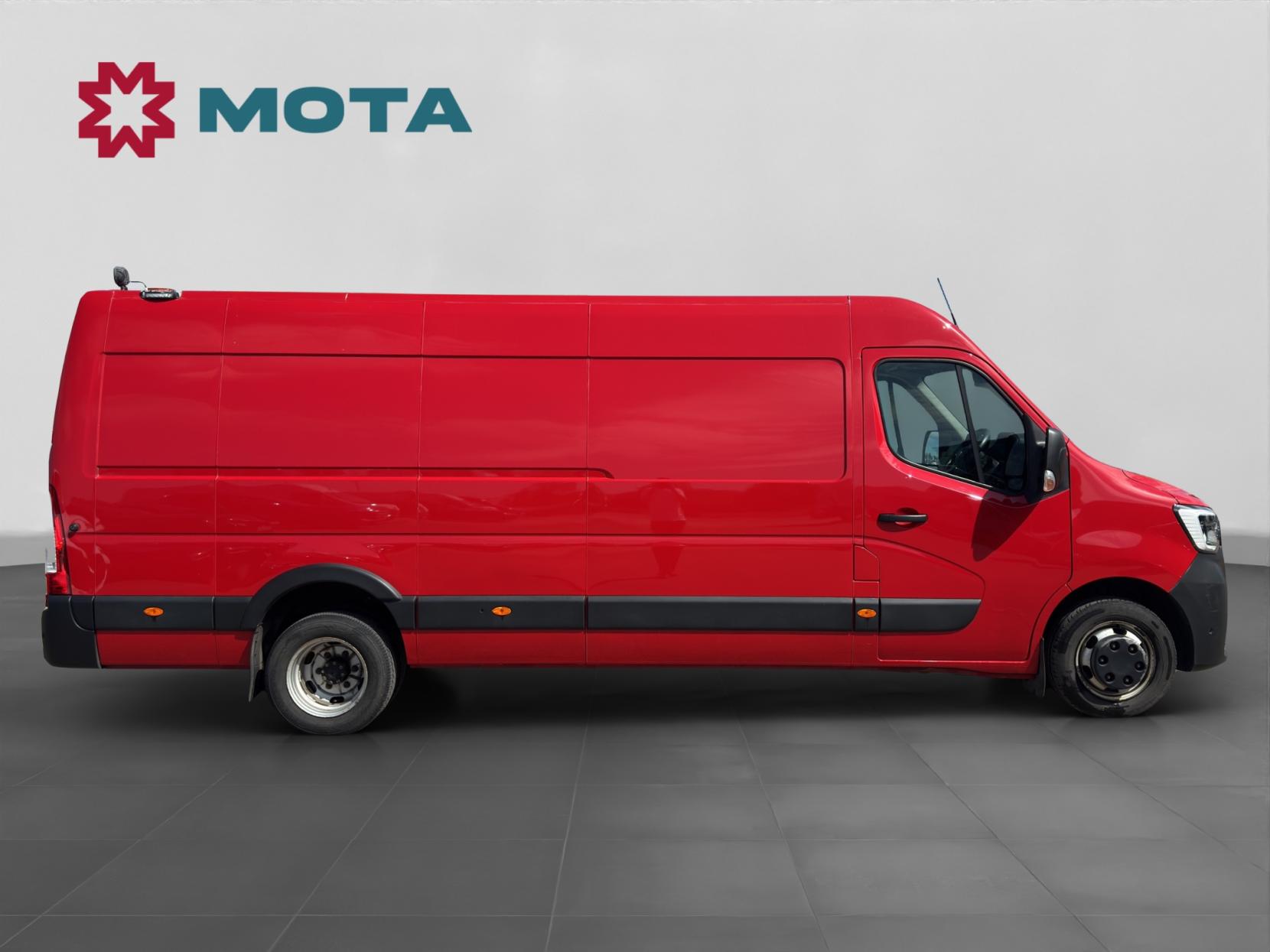 Renault Master 2.3 dCi ENERGY 35 Business Long Overhang Panel Van 4dr Diesel Manual RWD LWB Medium Roof Euro 6 (s/s) (TRW) (145 bhp)