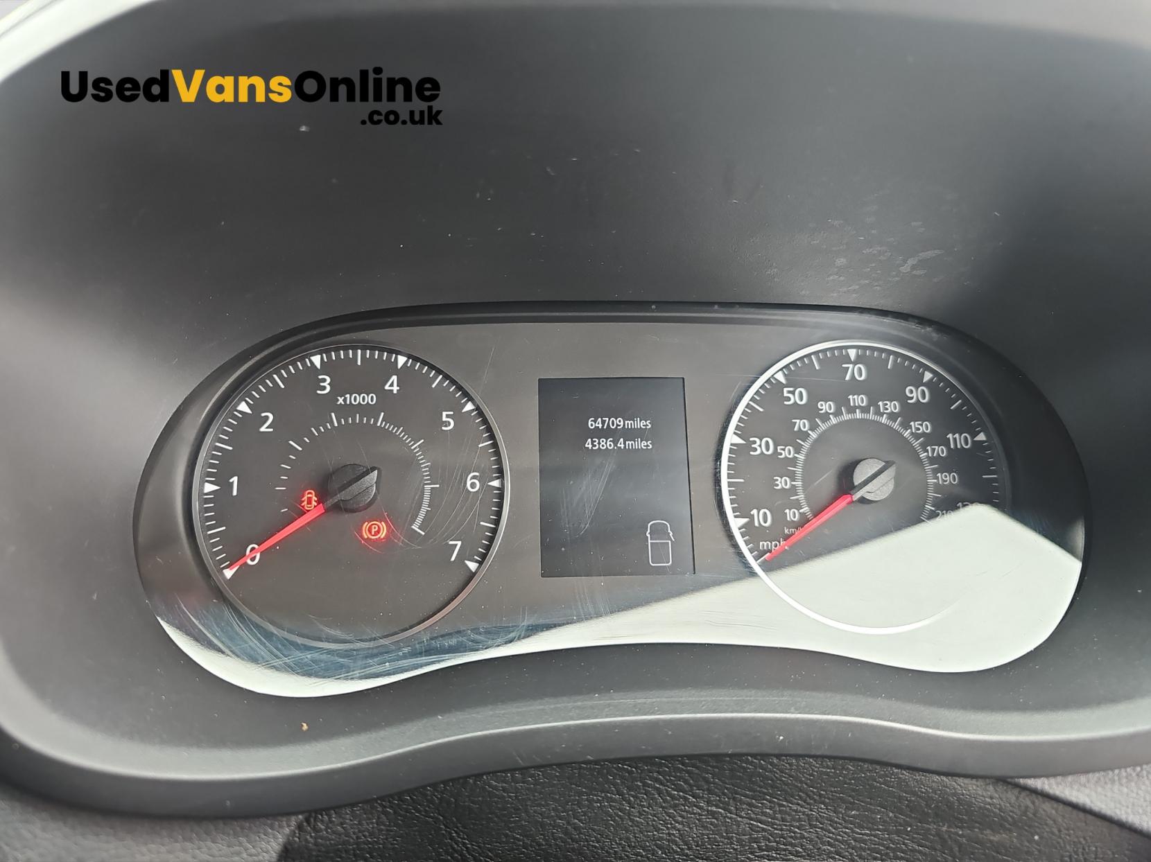 Renault Master 2.3 dCi ENERGY 35 Business Long Overhang Panel Van 4dr Diesel Manual RWD LWB Medium Roof Euro 6 (s/s) (TRW) (145 bhp)