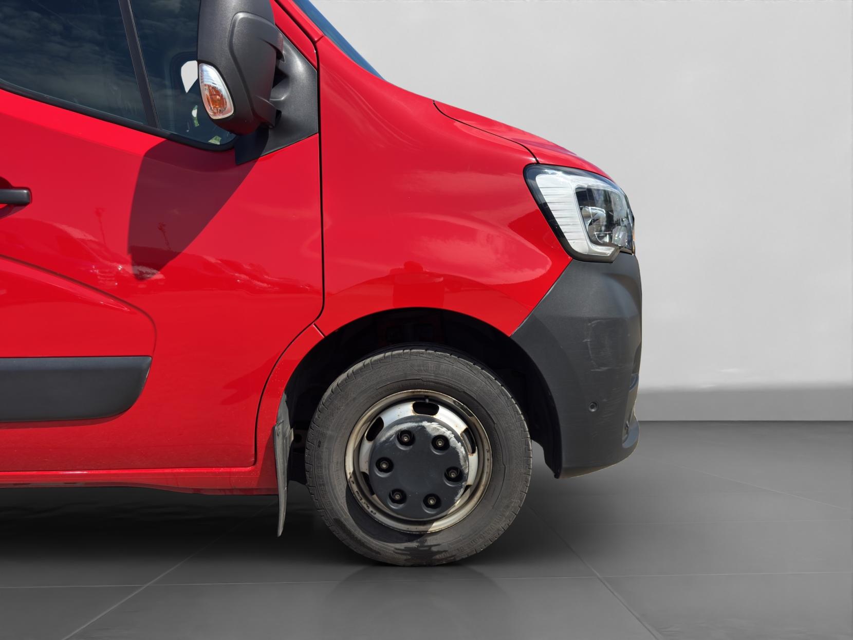 Renault Master 2.3 dCi ENERGY 35 Business Long Overhang Panel Van 4dr Diesel Manual RWD LWB Medium Roof Euro 6 (s/s) (TRW) (145 bhp)