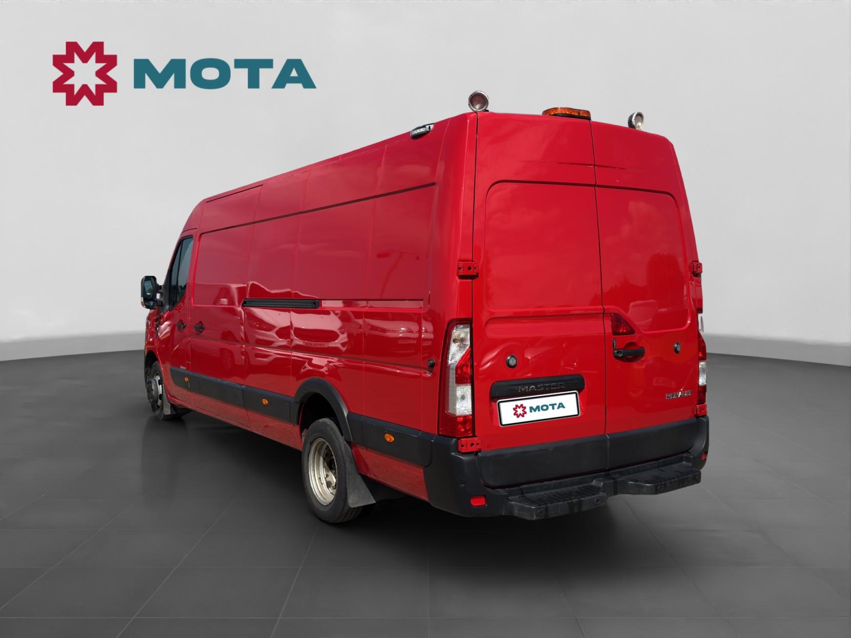 Renault Master 2.3 dCi ENERGY 35 Business Long Overhang Panel Van 4dr Diesel Manual RWD LWB Medium Roof Euro 6 (s/s) (TRW) (145 bhp)