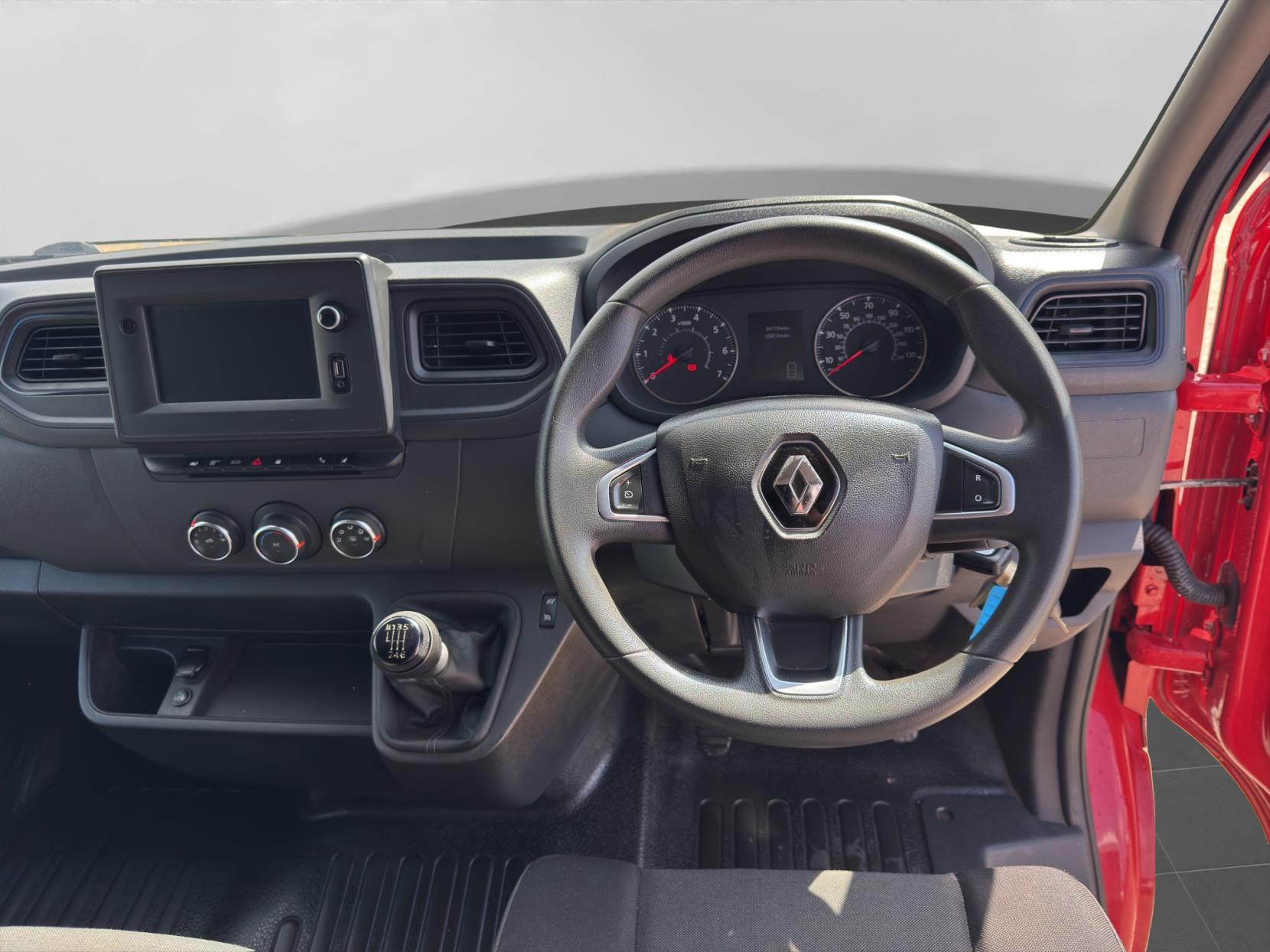 Renault Master 2.3 dCi ENERGY 35 Business Long Overhang Panel Van 4dr Diesel Manual RWD LWB Medium Roof Euro 6 (s/s) (TRW) (145 bhp)